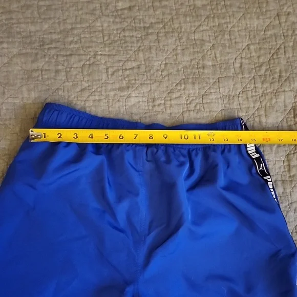 Puma Swim Trunk Size Medium - Picture 5 of 9